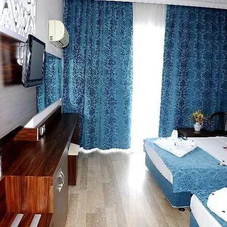 Caretta Relax 4*