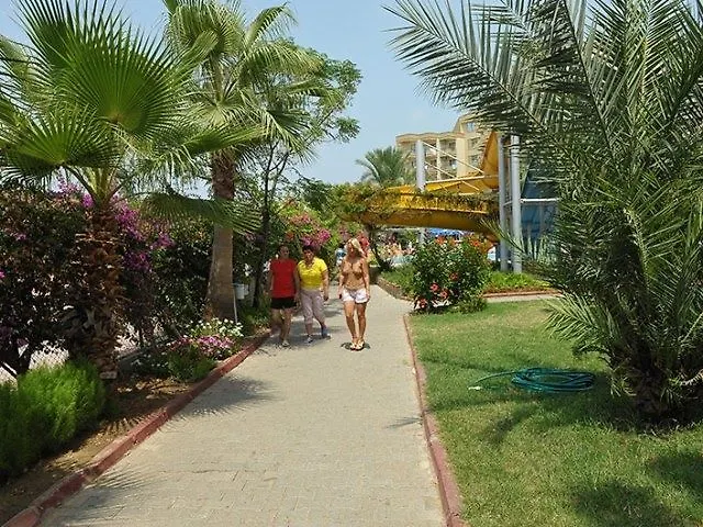 Caretta Relax 4* 阿拉尼亚