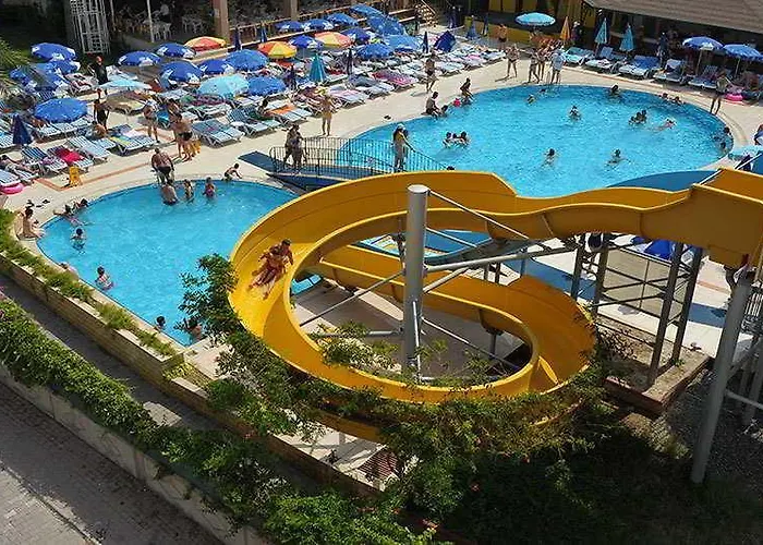 Hotell Caretta Relax